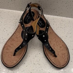 b.o.c. Black Studded Thong Sandals